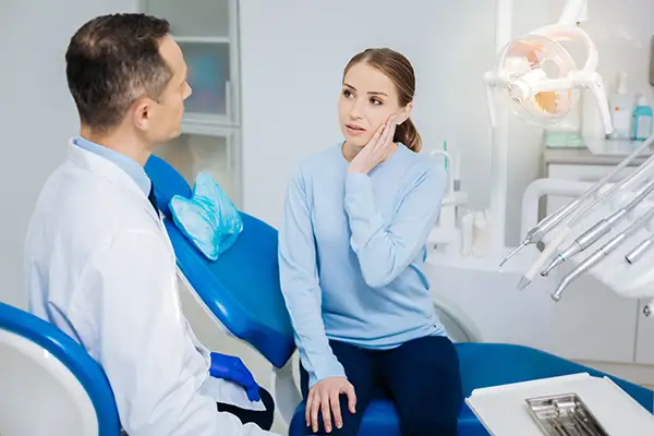 Patient speaking with Dentist at Glen Perio in Glenview, IL